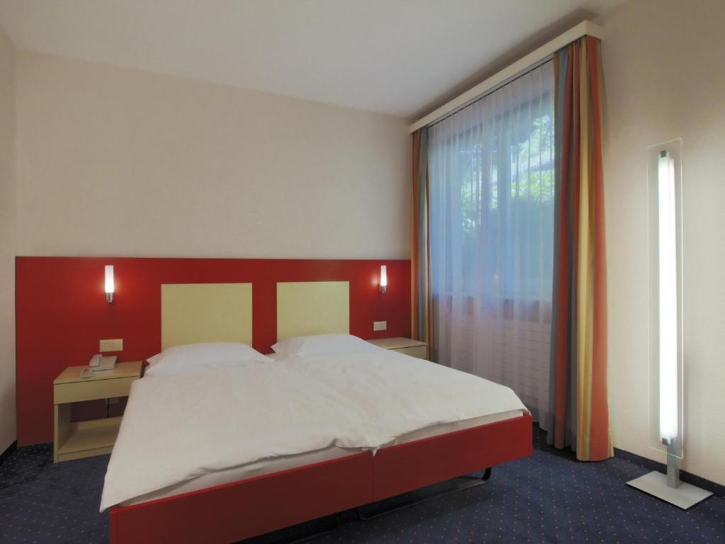Двухместный (Бюджетный двухместный номер с 1 кроватью) отеля Hotel Arancio, Аскона