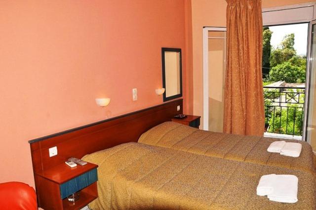 Двухместный (Двухместный номер с 2 отдельными кроватями) отеля Hotel Pyrros, Контокали