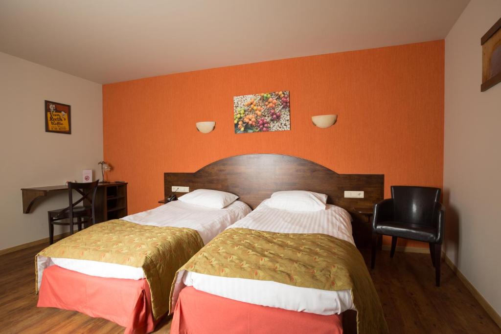 Двухместный (Двухместный номер с 2 отдельными кроватями и окном) отеля Hotel Van Reeth's Koffiebranderij, Антверпен