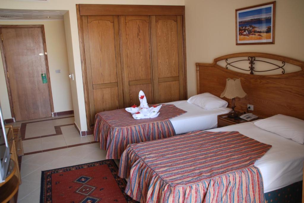 Сьюит (Семейный люкс) курортного отеля Coral Hills Resort Sharm El-Sheikh, Шарм-эль-Шейх