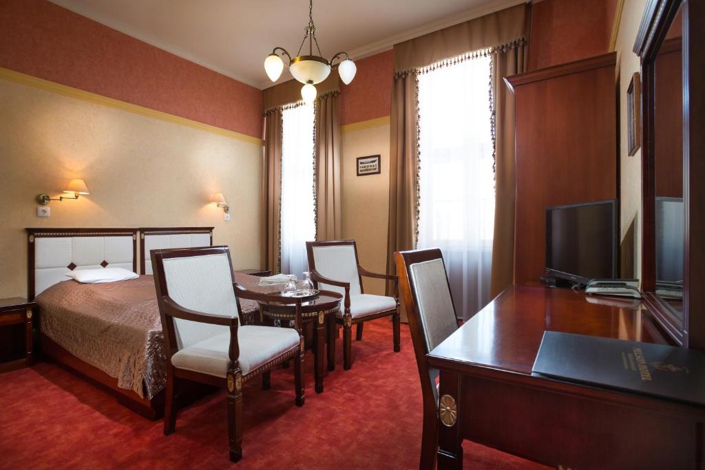 Двухместный (Стандартный двухместный номер с 1 кроватью) отеля Nelson Hotel, Хайдусобосло