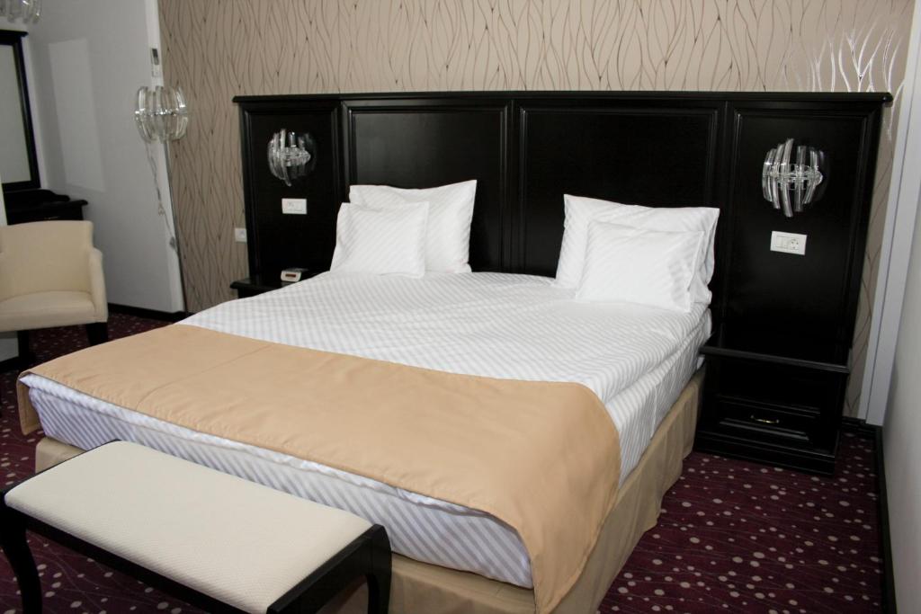 Двухместный (Улучшенный двухместный номер с 1 кроватью или 2 отдельными кроватями) отеля Hotel President, Бэйле-Феликс