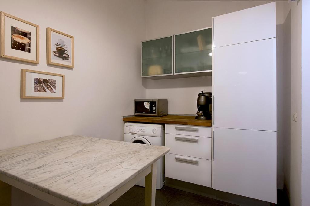 Апартаменты (Апартаменты с 1 спальней: Via Maggio, 34), Apartments Florence- Palazzo Pitti