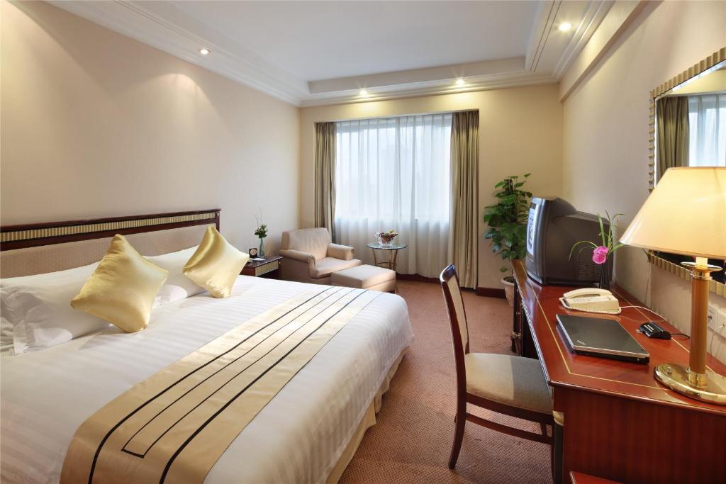 Двухместный (Двухместный номер Делюкс с 1 кроватью) отеля Shanghai Hotel Jin Jiang, Шанхай