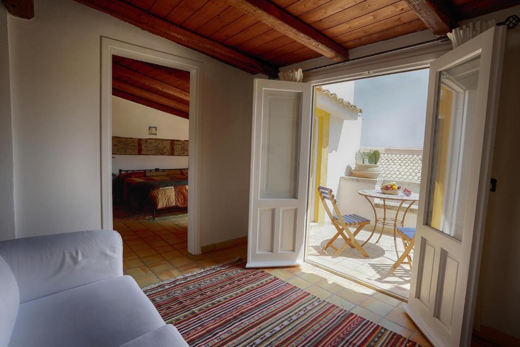 Двухместный (Улучшенный двухместный номер с 1 кроватью) отеля Alla Giudecca, Сиракузы