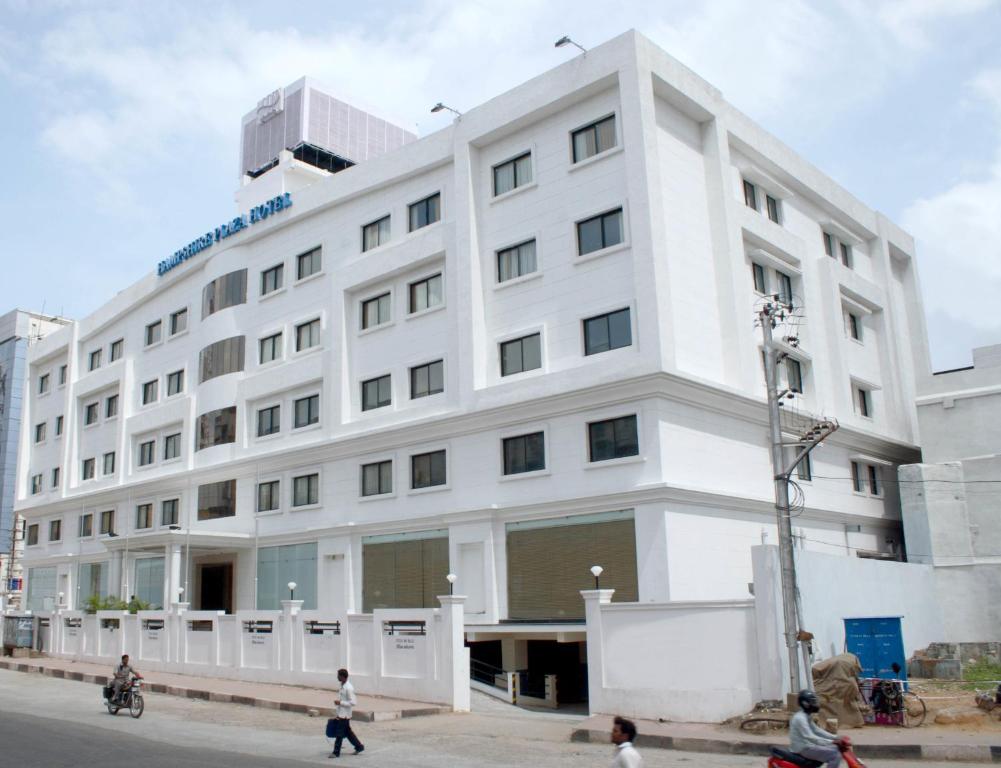Отель Hampshire Plaza, Хайдарабад
