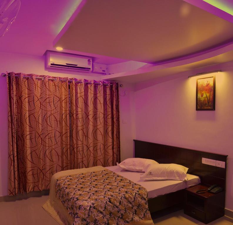 Двухместный (Двухместный номер Делюкс с 1 кроватью или 2 отдельными кроватями) отеля The Signature Inn, Бангалор