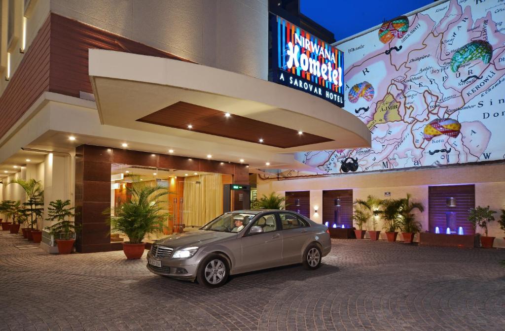 Отель Nirwana Hometel Jaipur- A Sarovar Hotel, Джайпур