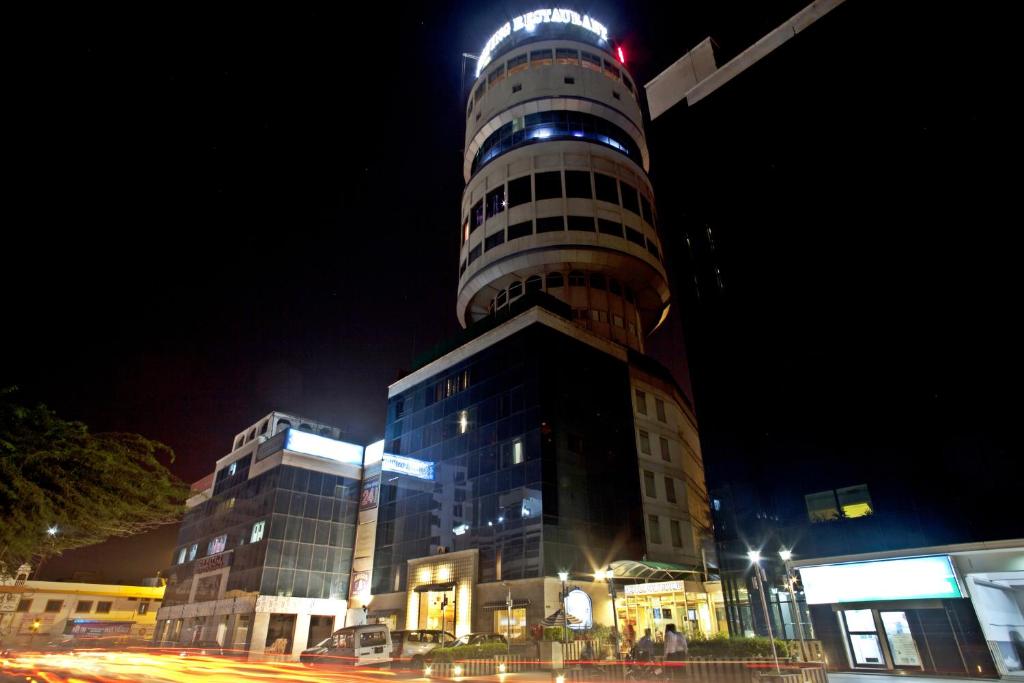 Отель Hotel Om Tower, Джайпур