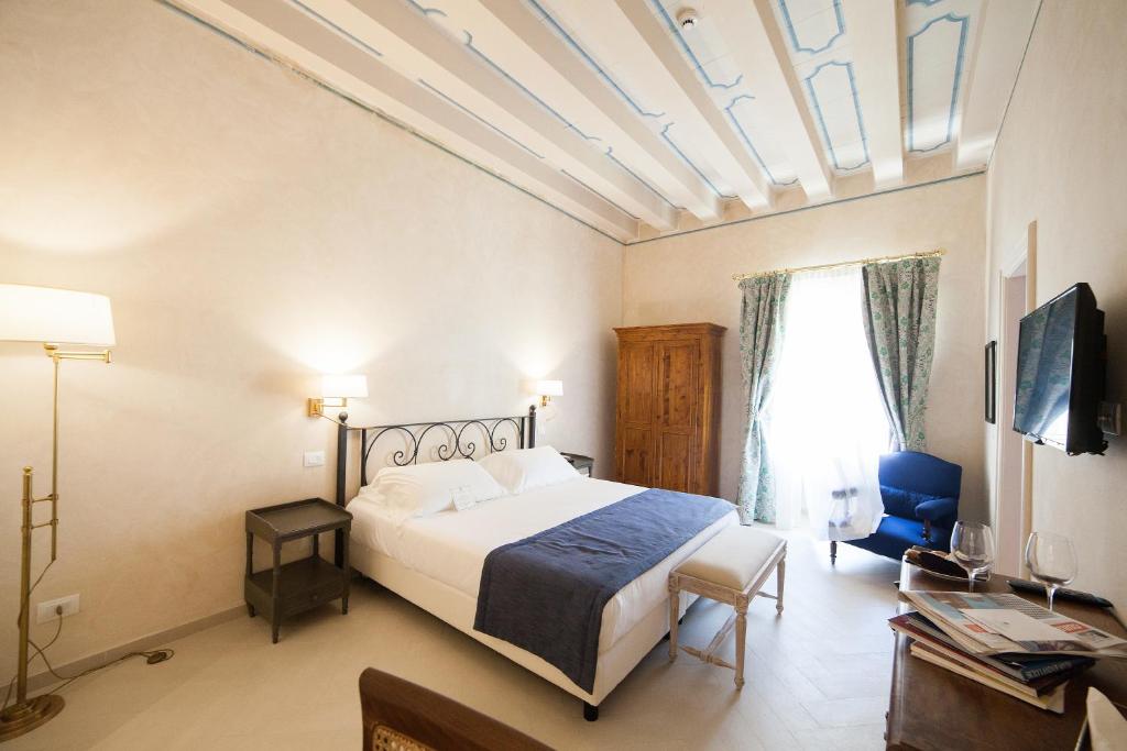 Двухместный (Улучшенный двухместный номер с 1 кроватью), Algilà Ortigia Charme Hotel