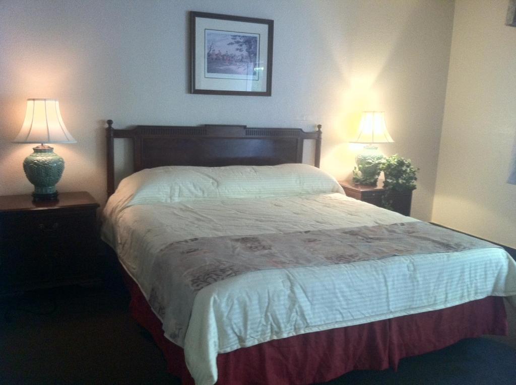 Двухместный (Номер с кроватью размера «king-size») мотеля Caravelle Inn & Suites, Сан-Хосе
