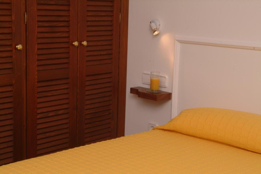 Двухместный (Двухместный номер с 1 кроватью и собственной ванной комнатой) отеля La Casa de la Iglesia, Михас