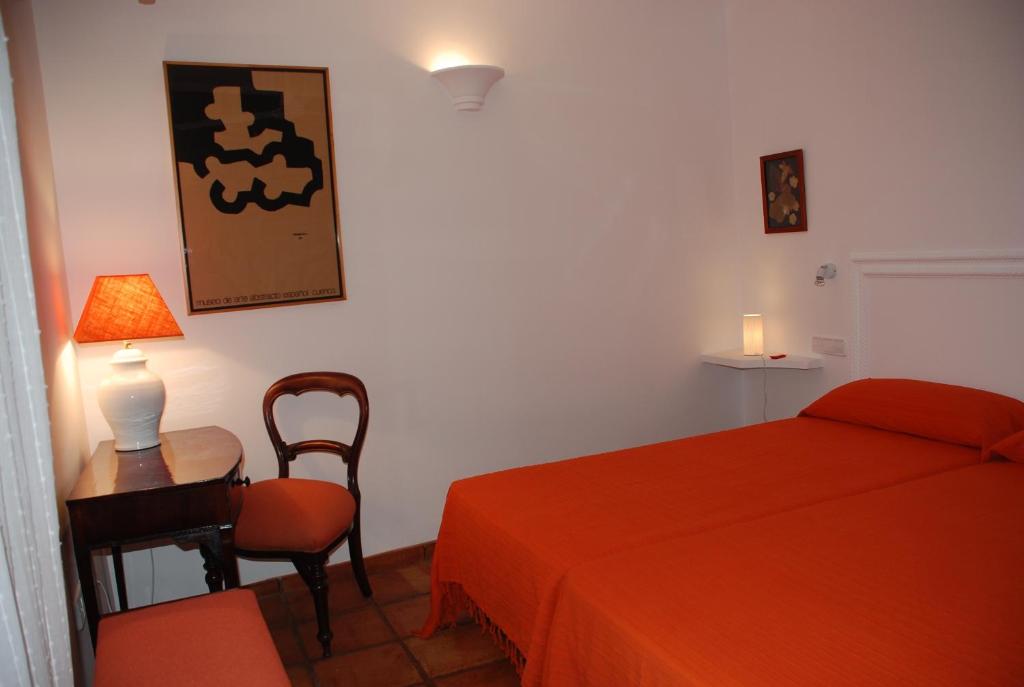 Двухместный (Двухместный номер с 2 отдельными кроватями и собственной ванной комнатой) отеля La Casa de la Iglesia, Михас