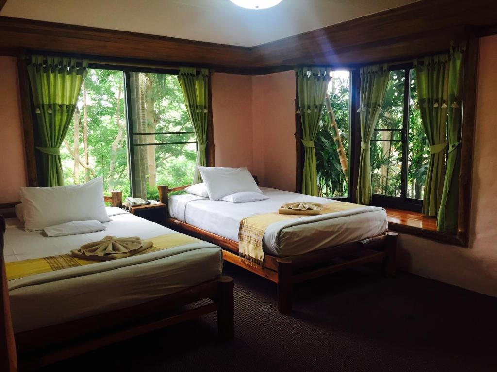 Двухместный (Стандартный двухместный номер с 1 кроватью или 2 отдельными кроватями) отеля Phu Pha Nam Resort, Лей