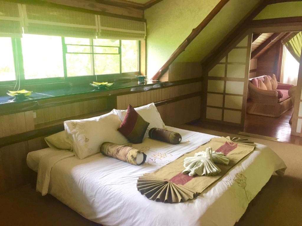 Сьюит (Люкс с видом на горы), Отель Phu Pha Nam Resort