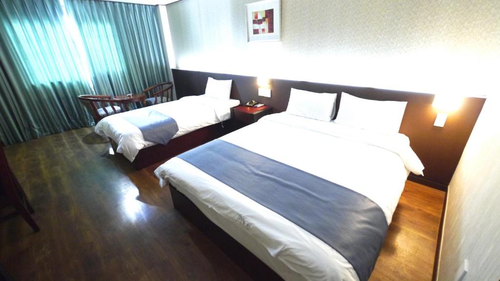 Отель Raja Tourist Hotel, Чеджу