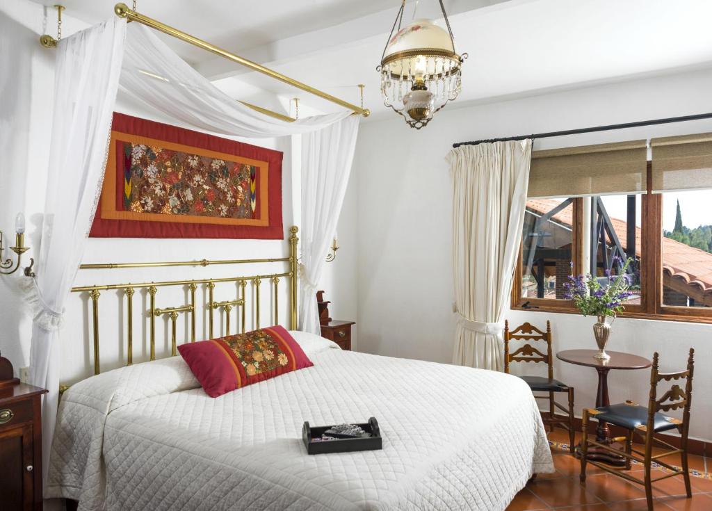 Двухместный (Номер Делюкс с кроватью размера «king-size») отеля Hotel Tapalpa de Mis Amores, Тапальпа