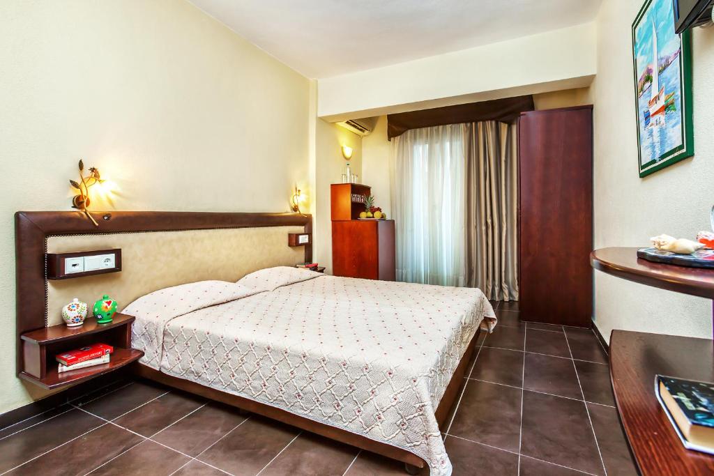 Двухместный (Двухместный номер с 2 отдельными кроватями) отеля Elinotel Polis Hotel, Ханиоти