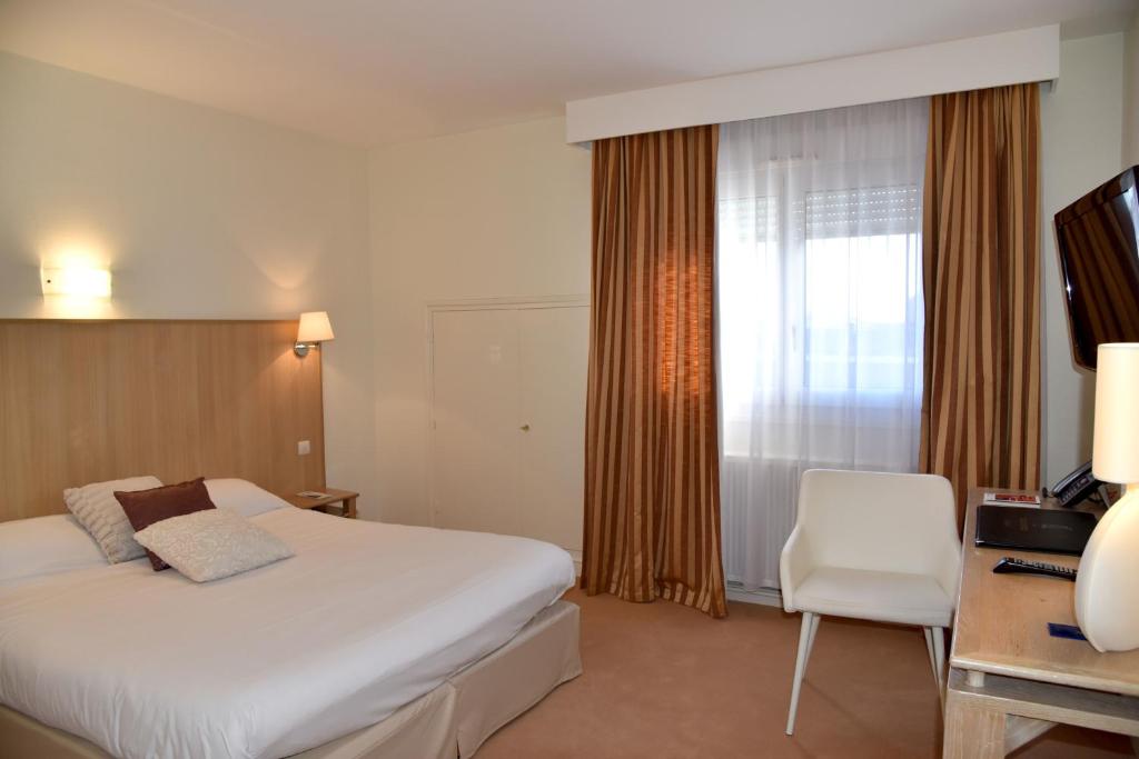 Двухместный (Двухместный номер с 1 кроватью) отеля Chantecler, Ле-Ман