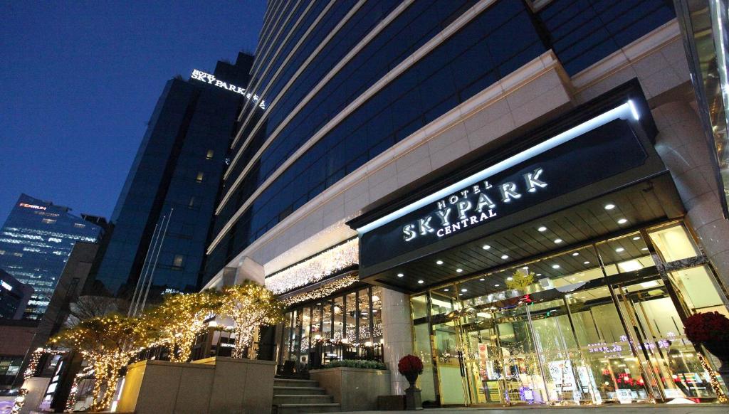 Hotel Skypark Central Myeongdong, Сеул
