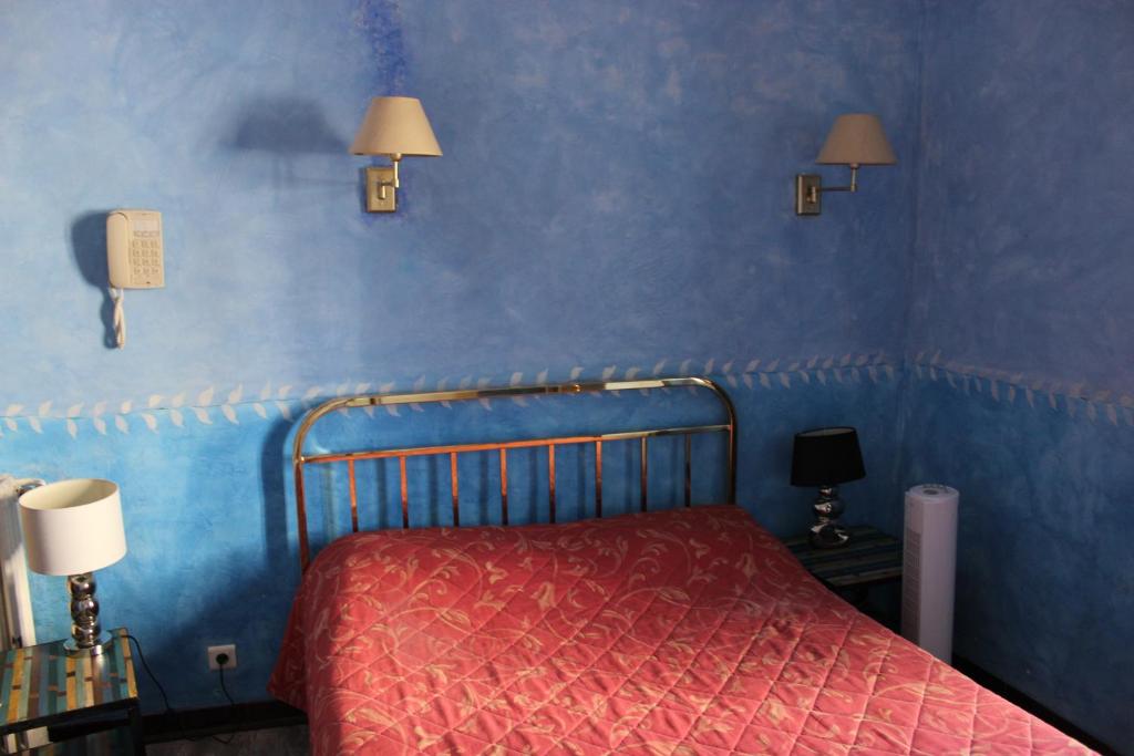 Двухместный (Стандартный двухместный номер с 1 кроватью) отеля Hôtel Villa la Malouine, Ницца