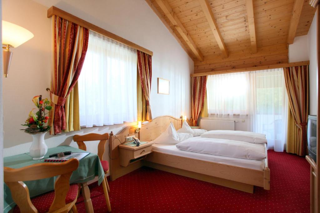 Двухместный (Стандартный двухместный номер с 1 кроватью) отеля Alpenhotel Landhaus Küchl, Кирхберг