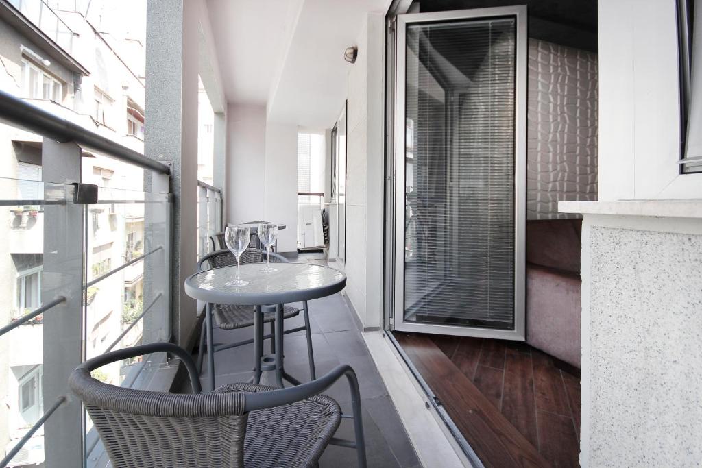 Апартаменты (Улучшенные апартаменты с 1 спальней (для 4 взрослых)), Apartments Belgrade