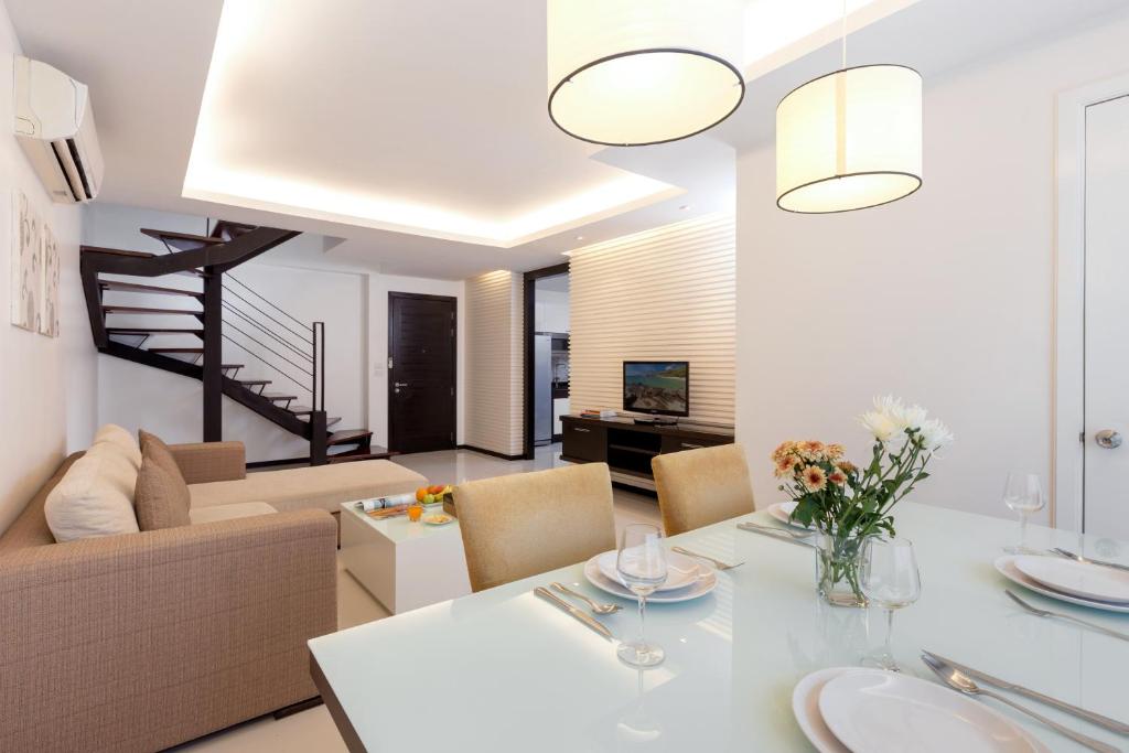 Сьюит (Люкс с 2 спальнями и частным бассейном (на 4 взрослых)), The Regent ​Phuket ​Serviced Apartment ​Kamala ​Be