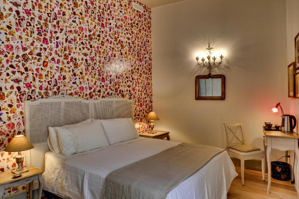 Двухместный (Двухместный номер Делюкс с 1 кроватью или 2 отдельными кроватями) гостевого дома Casa Sotgiu Guest House, Рим