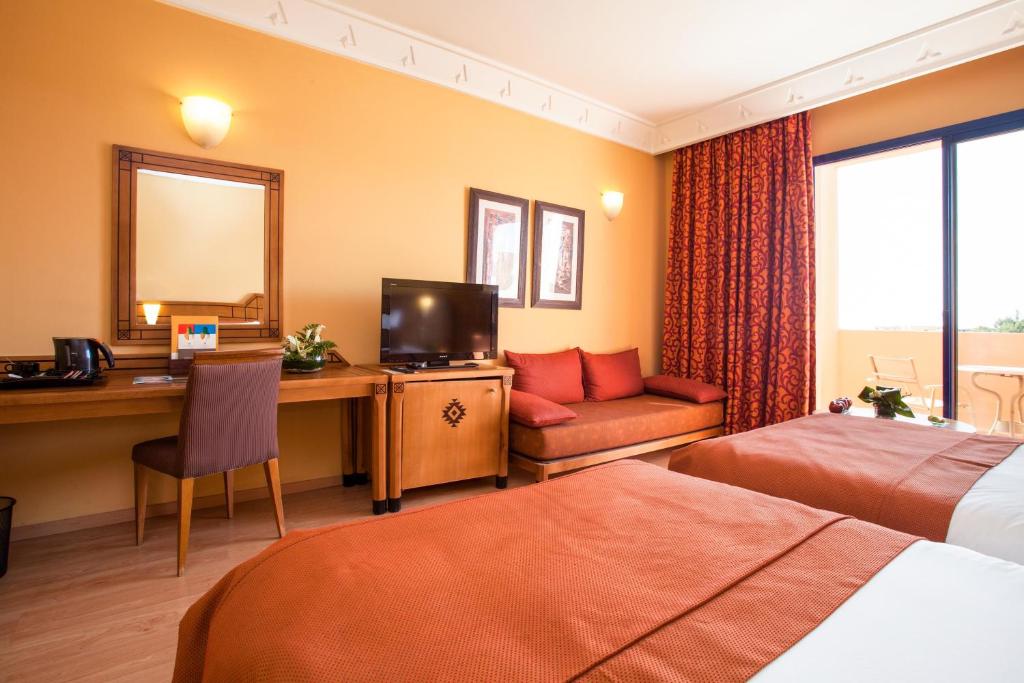 Двухместный (Стандартный двухместный номер с 1 кроватью или 2 отдельными кроватями) отеля Atlas Medina & Spa, Марракеш