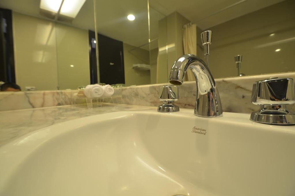 Двухместный (Двухместный номер Супер-Делюкс с 1 кроватью) отеля The City Hotel Sriracha, Чонбури