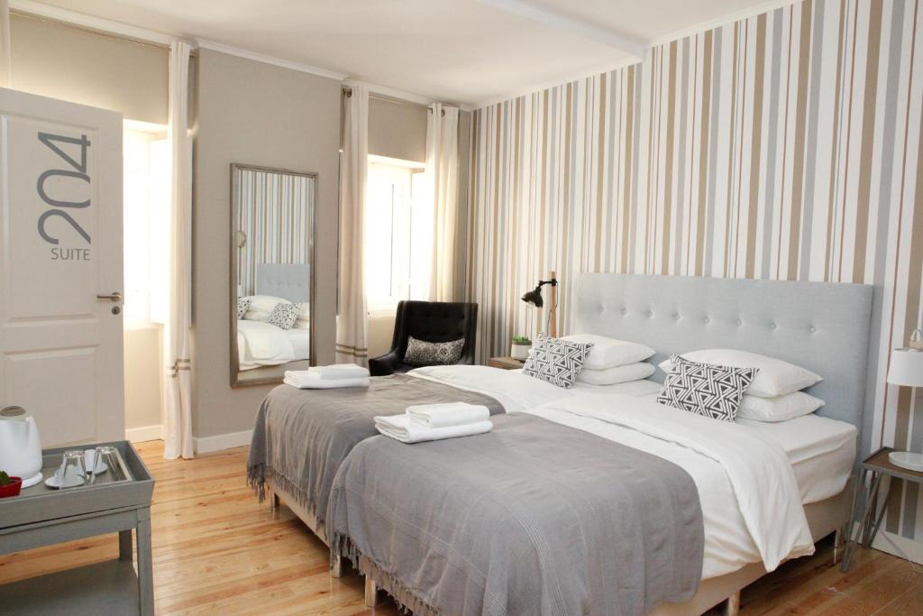 Двухместный (Улучшенный двухместный номер с 1 кроватью или 2 отдельными кроватями) отеля Flores Guest House, Лиссабон