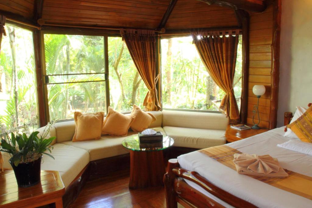 Сьюит (Полулюкс с видом на горы), Отель Phu Pha Nam Resort