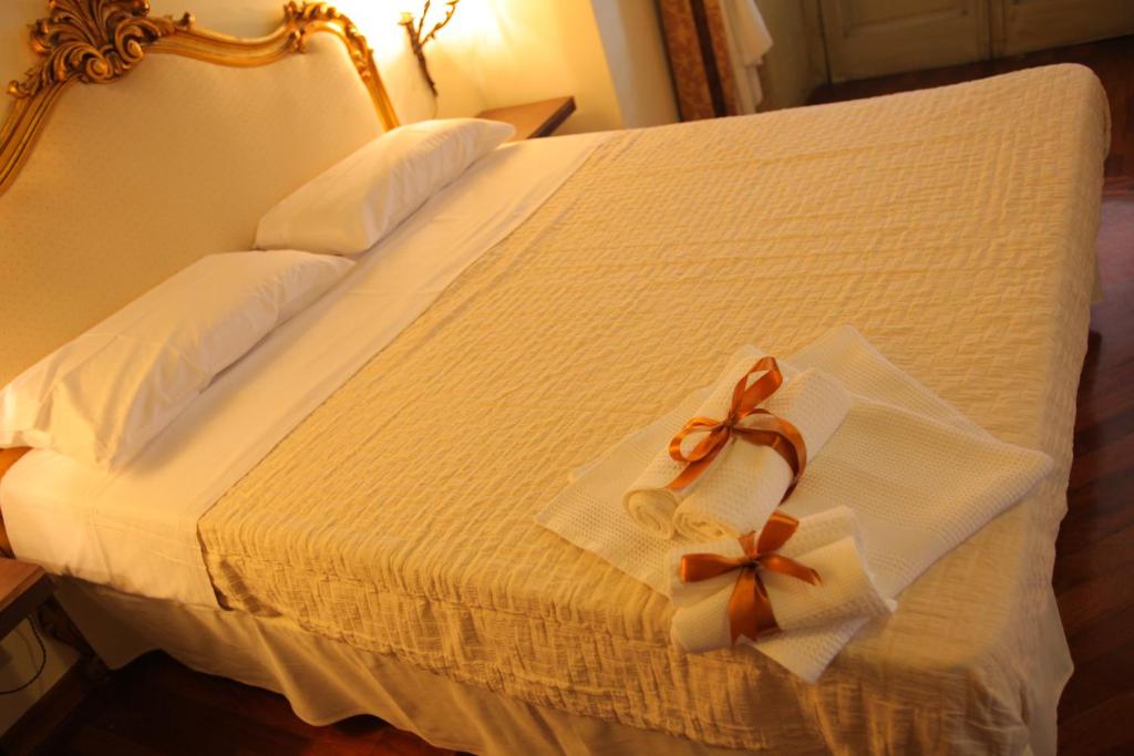 Двухместный (Двухместный номер с 1 кроватью и собственной ванной комнатой вне номера) отеля Antica Palermo B&B, Палермо