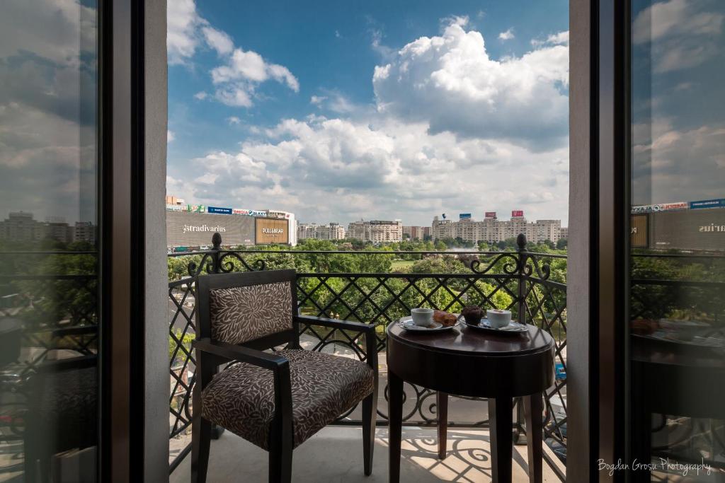 Двухместный (Номер Делюкс с кроватью размера «queen-size») отеля Europa Royale Bucharest, Бухарест