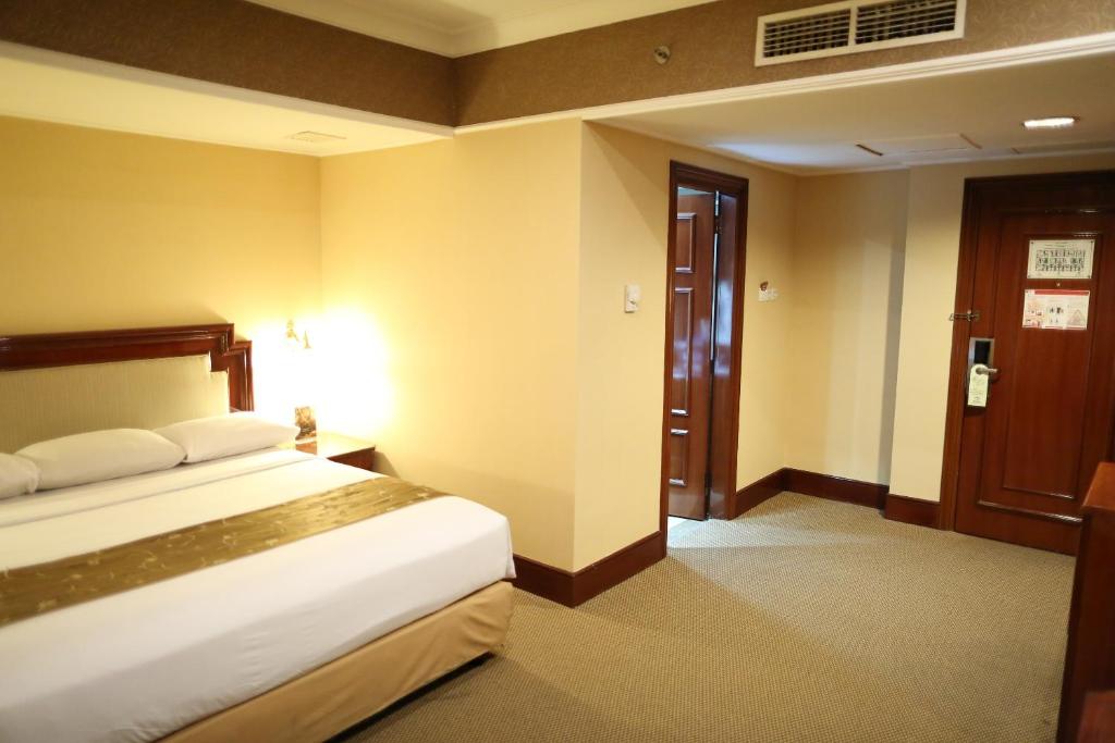 Двухместный (Двухместный номер Делюкс с 1 кроватью) отеля Golden Boutique Hotel Melawai, Джакарта