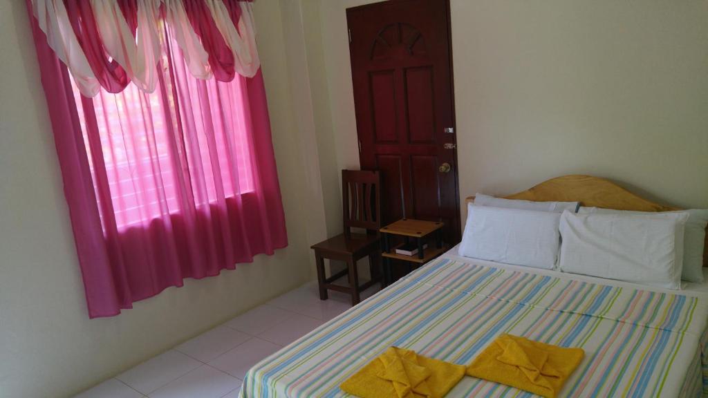Двухместный (Стандартный двухместный номер с 1 кроватью) отеля Villa Almedilla Pension House, Панглао