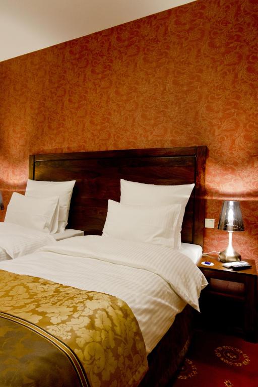 Двухместный (Двухместный номер с 1 кроватью или 2 отдельными кроватями) отеля Hotel Columbus, Краков