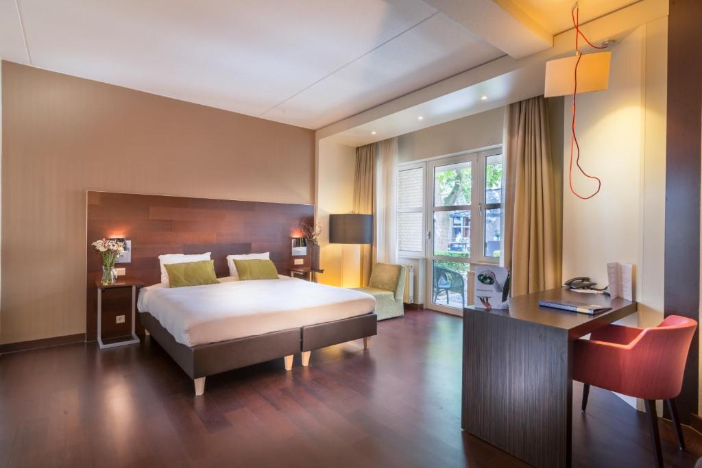Сьюит (Двухместный полулюкс с 1 кроватью или 2 отдельными кроватями) отеля Golden Tulip Ampt van Nijkerk, Утрехт