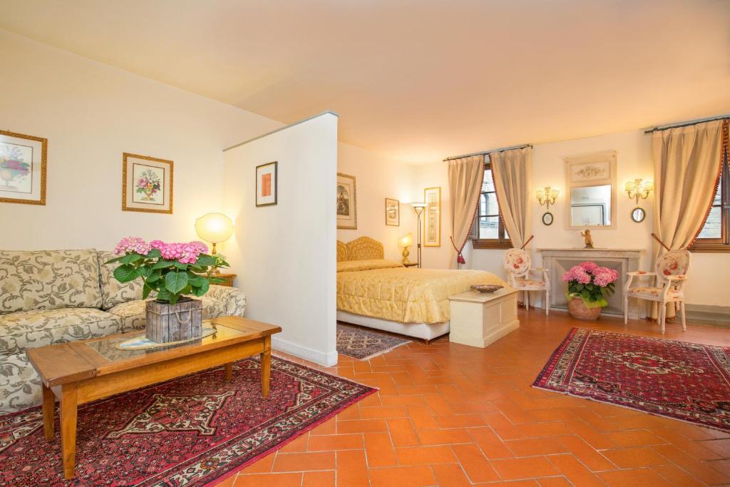Сьюит (Полулюкс) отеля La Casa Del Garbo - Luxury Rooms & Suite, Флоренция