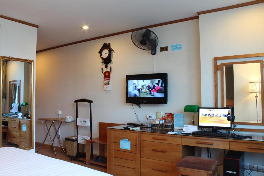 Двухместный (Улучшенный двухместный номер с 1 кроватью), A25 Hotel 45 Phan Chu Trinh