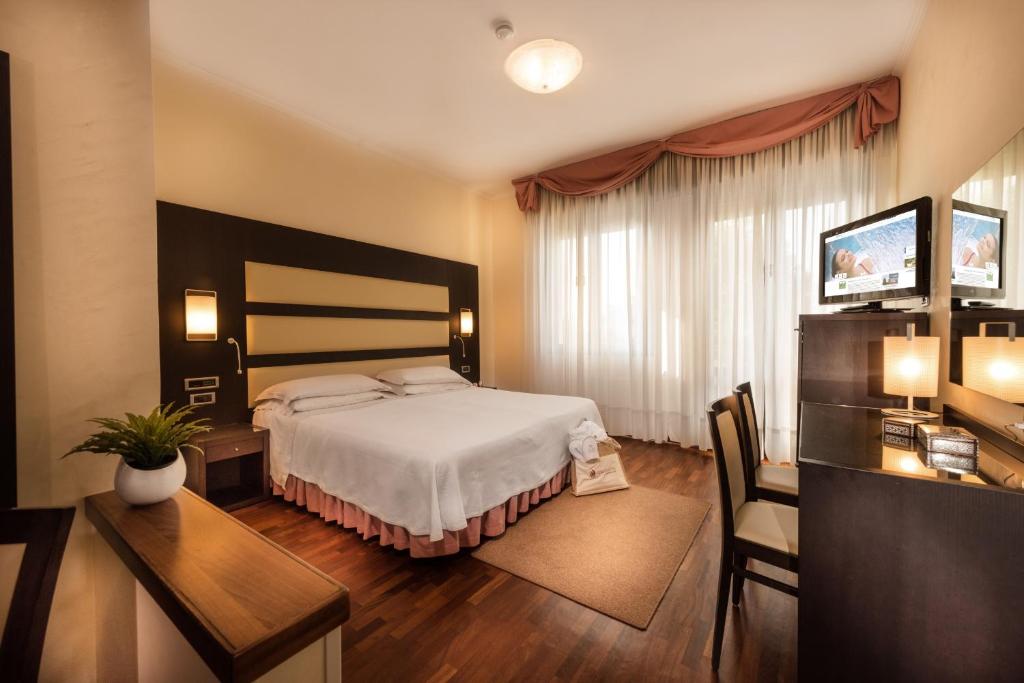 Двухместный (Двухместный номер «Комфорт» с 1 кроватью или 2 отдельными кроватями) отеля Atlantic Terme Natural Spa & Hotel, Абано-Терме