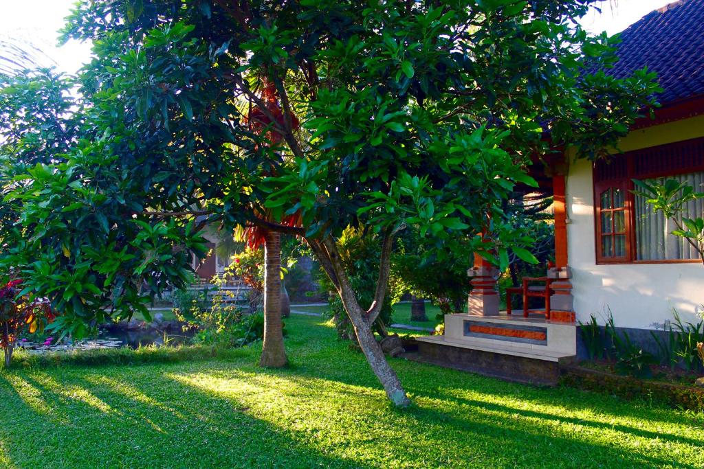 Двухместный (Улучшенный двухместный номер с 1 кроватью или 2 отдельными кроватями и видом на сад), Swan Inn