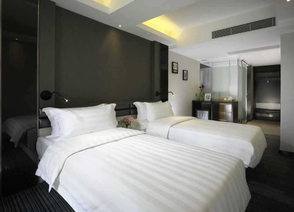 Двухместный (Двухместный номер Делюкс с 2 отдельными кроватями) отеля Popway Hotel, Гонконг (город)