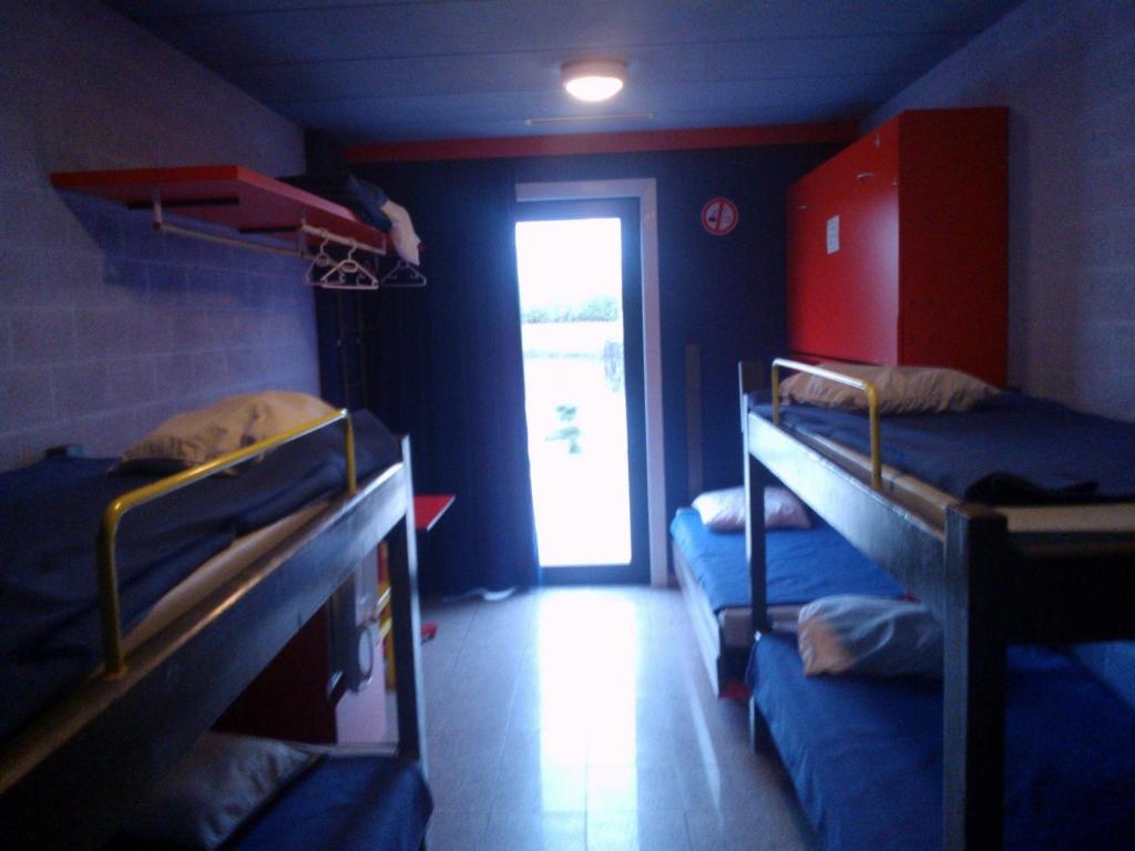 Номер (Общий номер (для 6 взрослых)) хостела Herdersbrug Youth Hostel, Брюгге