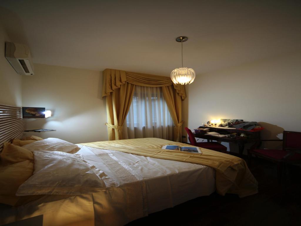 Двухместный (Двухместный номер с 1 кроватью) отеля Napoli Porta Di Mare, Неаполь