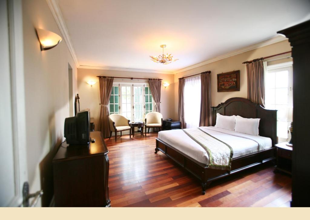 Двухместный (Двухместный номер «Юниор» с 1 кроватью) отеля Dalat Cadasa Resort, Далат