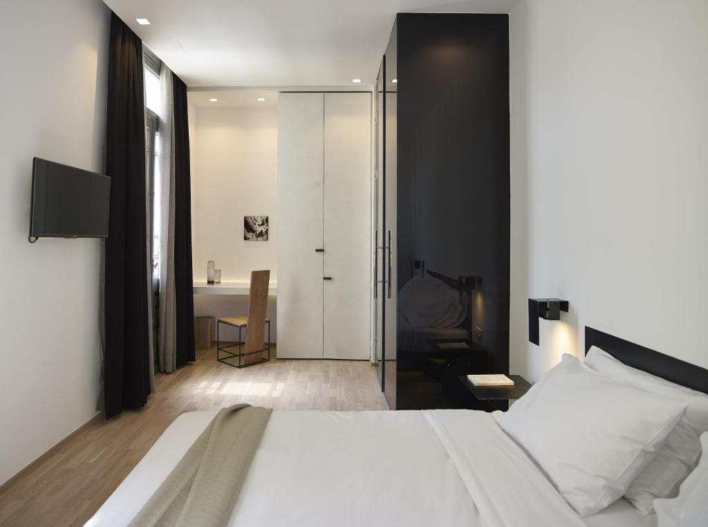 Двухместный (Двухместный номер с 1 кроватью или 2 отдельными кроватями, вид на атриум) отеля InnAthens, Афины