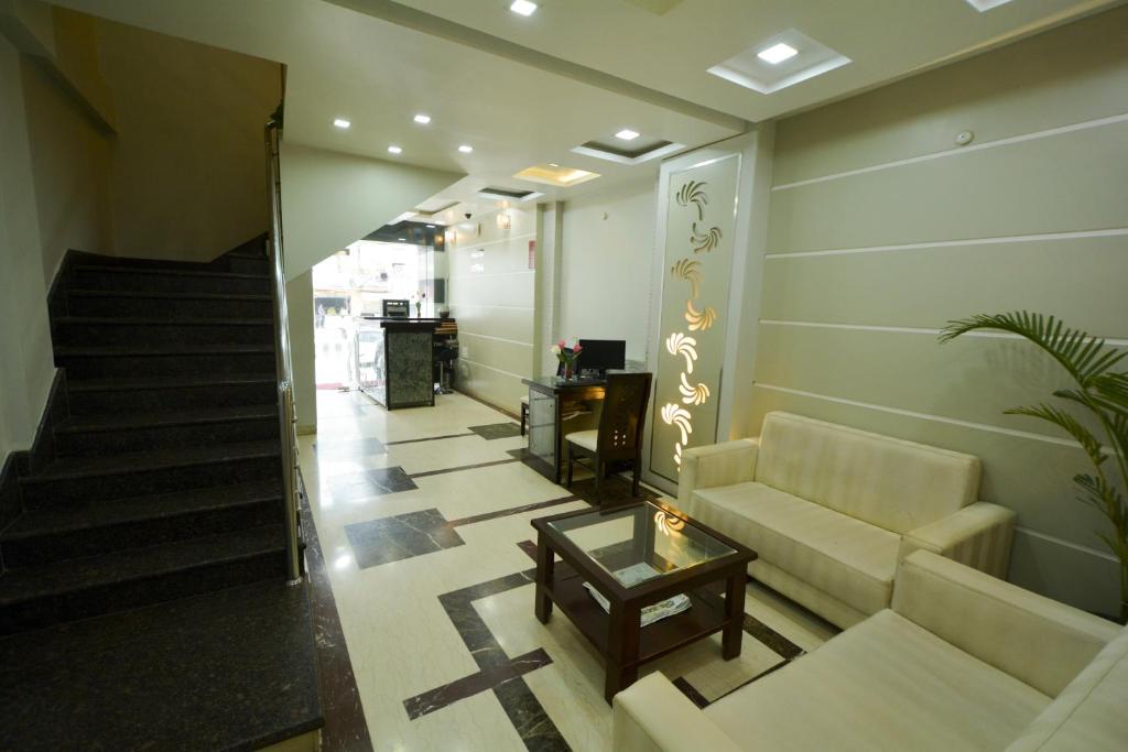 Двухместный (Стандартный двухместный номер с 1 кроватью или 2 отдельными кроватями) отеля Hotel Central Residency, Варанаси
