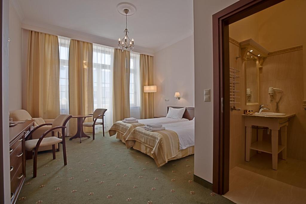Двухместный (Двухместный номер с 2 отдельными кроватями) отеля Hotel Masovia, Гижицко